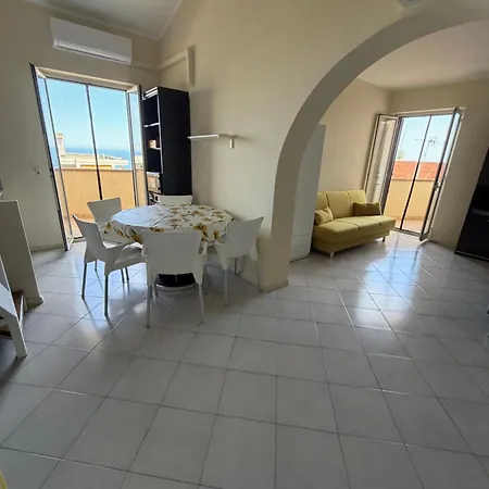 Houseventidue Vacation Beachfront Appartamento Roccalumera